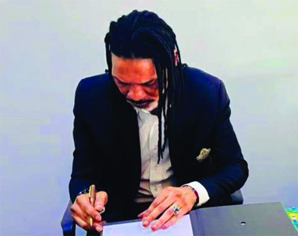 Sélectionneur Centrafrique : Le salaire accepté par Rigobert Song choque tout le Cameroun