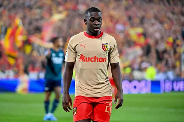 Rennes décroche le milieu lensois : Nampalys Mendy rejoint Habib Bèye