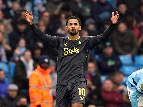 Premier League : Illiman Ndiaye enfonce Man City