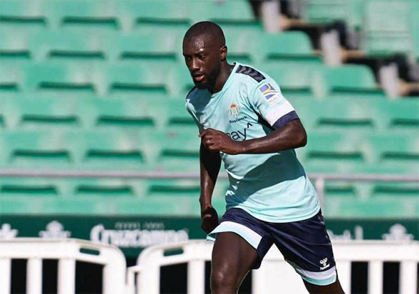 Real Betis : Pellegrini évoque le retour de blessure de Youssouf Sabaly