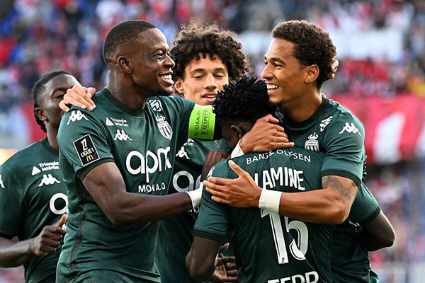 Lamine Camara fête le centenaire de Monaco par un «poteau rentrant» : «Je vois tout le monde courir vers moi, c’était incroyable !»