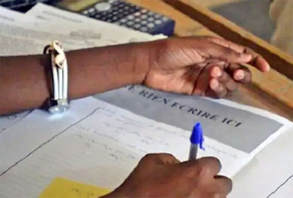 Tricheries au Baccalauréat face à l’indifférence éhontée de l’opinion