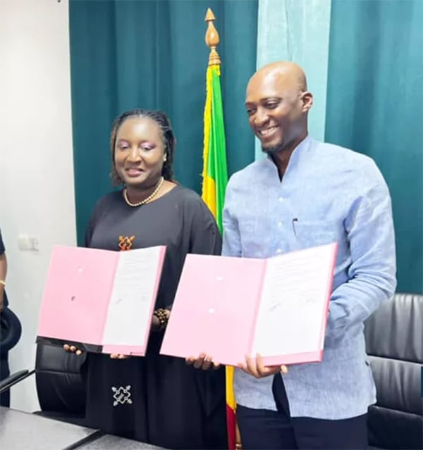 Signature d’une Convention par son ministère : Khady Diène Gaye : «Utiliser l’expertise et l’expérience de l’Apix»