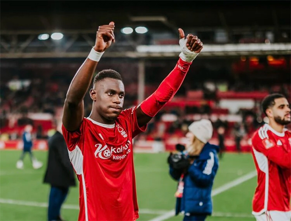 Mercato – Transféré pour 31 M d’euros : Moussa Niakhaté, un appétit de Lyon !