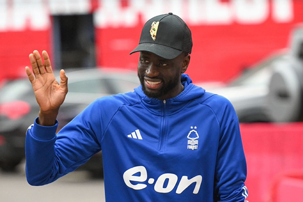 Mercato – Suite à son départ de Nottingham Forest : Cheikhou Kouyaté annoncé à Trabzonspor !