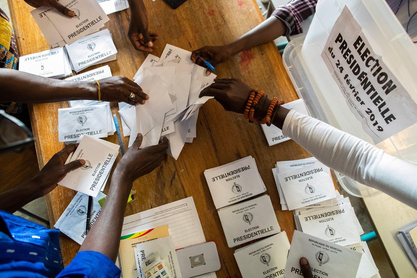 This 24 March, democracy will dictate its law