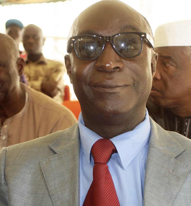 Lettre ouverte au Consulat général de France à Dakar