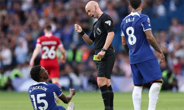 Chelsea – Nicolas Jackson sur ses avertissements «Cela ne me dérange pas de recevoir 40 cartons jaunes si je marque 30 buts»