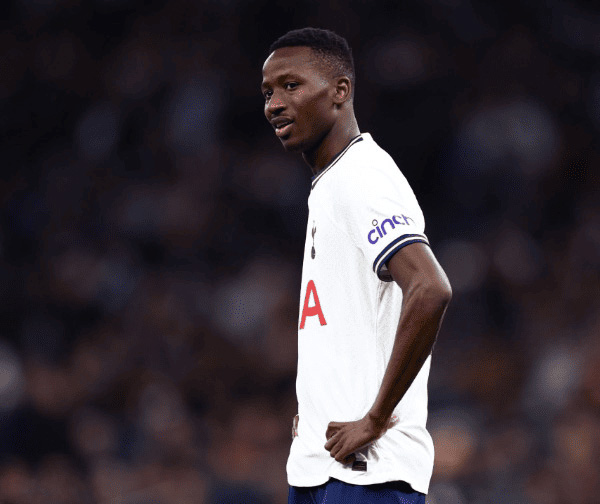Tottenham : Pape Matar Sarr incertain face à Aston Villa
