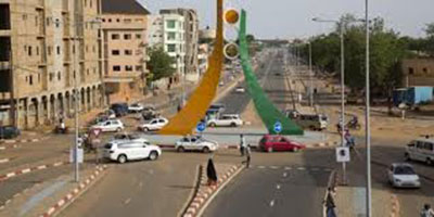 Niamey-Cotonou-Dakar: Travel Diary of a Return to the Home Country