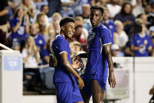 Pré-Saison – Jackson, Mainoo, Saka… : Ces joueurs de Premier League qui impressionnent déjà