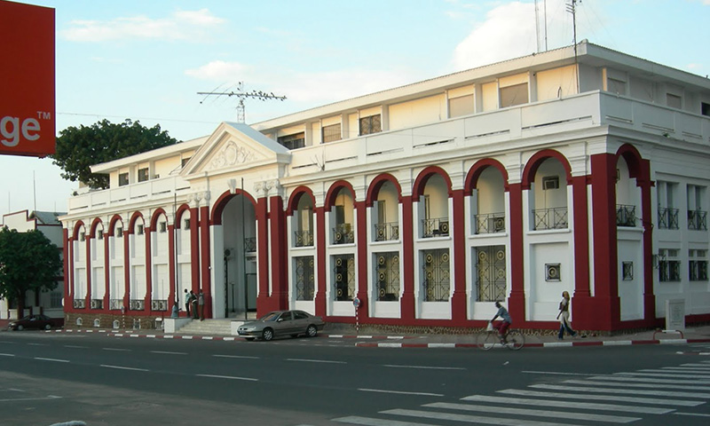 Housing Problems for Senegalese Diplomats: A Strange Issue