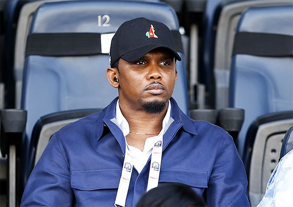 Réplique – Sous le feu des critiques : Samuel Eto’o sort la sulfateuse !