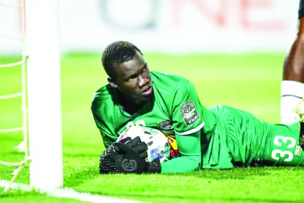 TP MAZEMBE Entre litige financier et banc de touche : Le calvaire de Alioune Badara Faty