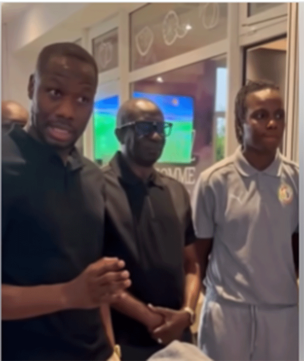 Visite : Pape Thiaw dope les Lionnes